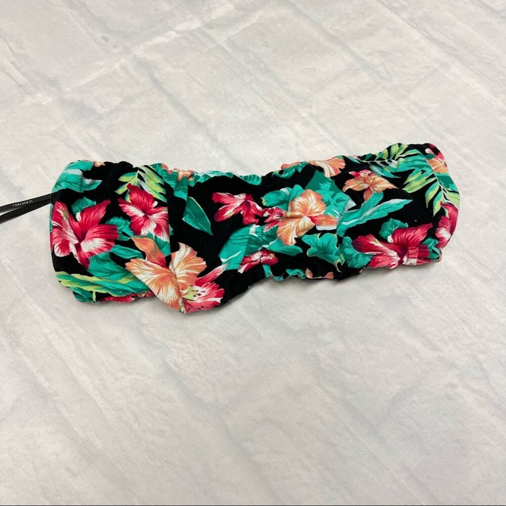 Forever 21 Bandeau L NWT
